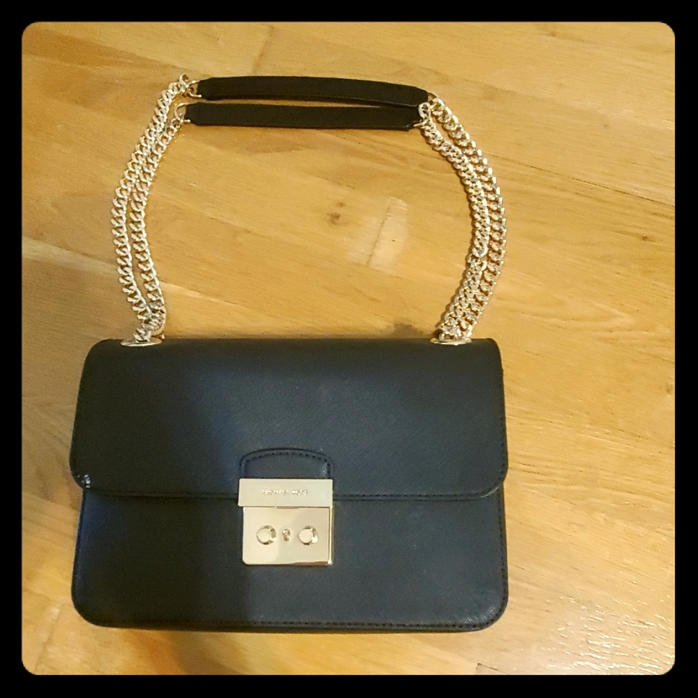Michael kors handbag - Picture 1 of 5